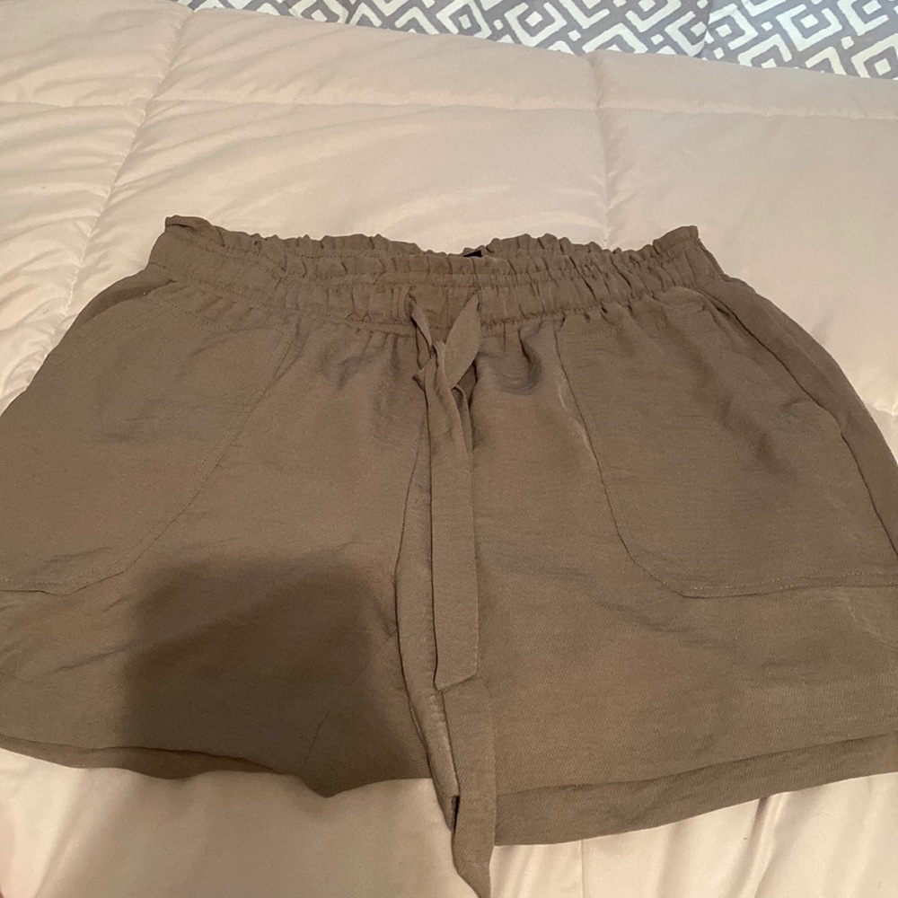 SOHO paper bag shorts